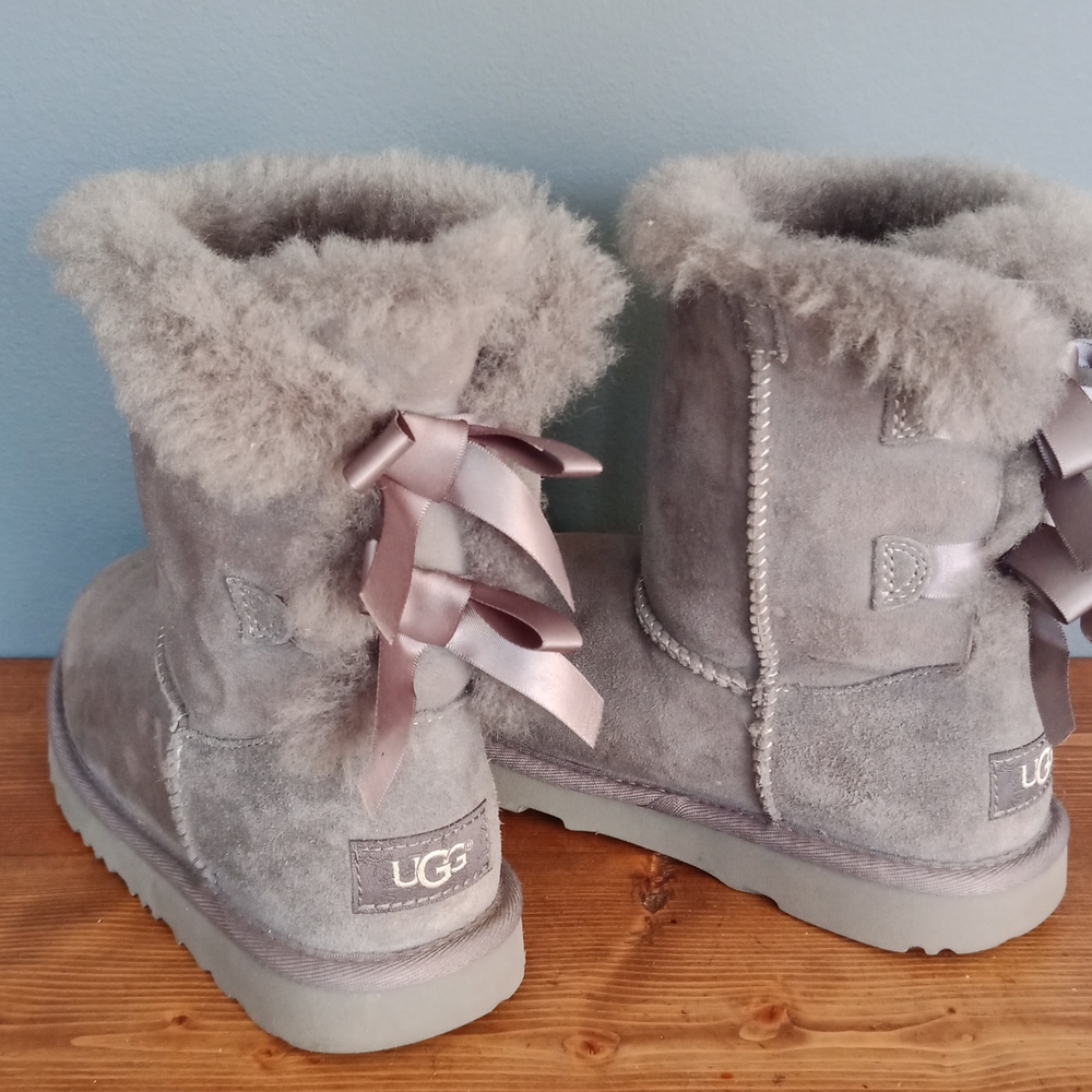 UGG  Bailey boots